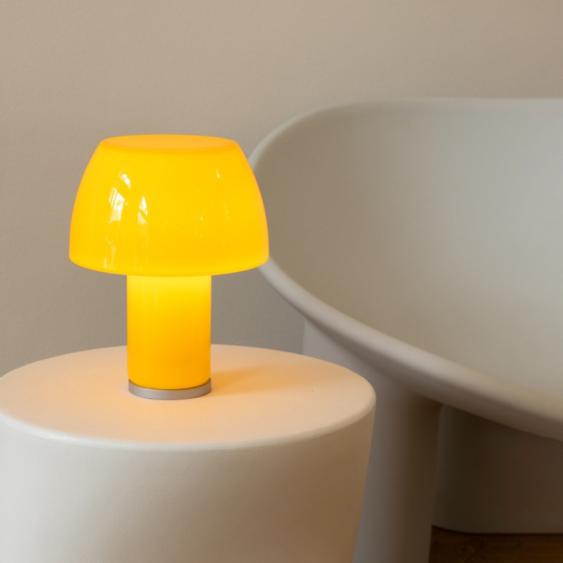 Lorosae Table