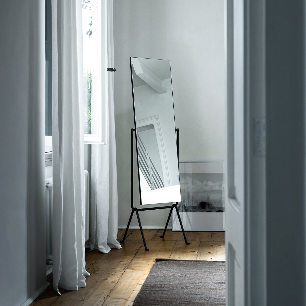 Officina Mirror
