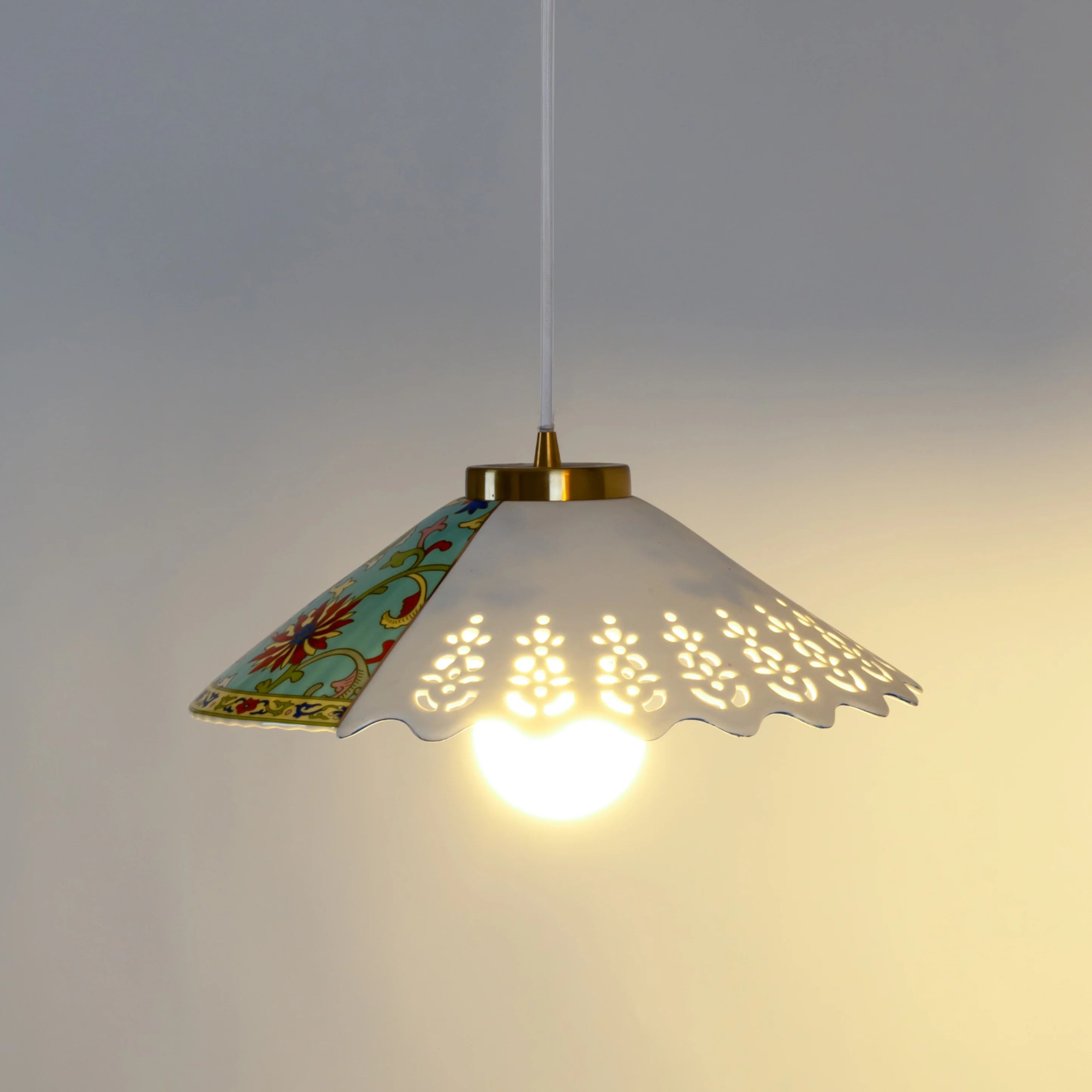 Hybrid Lamps